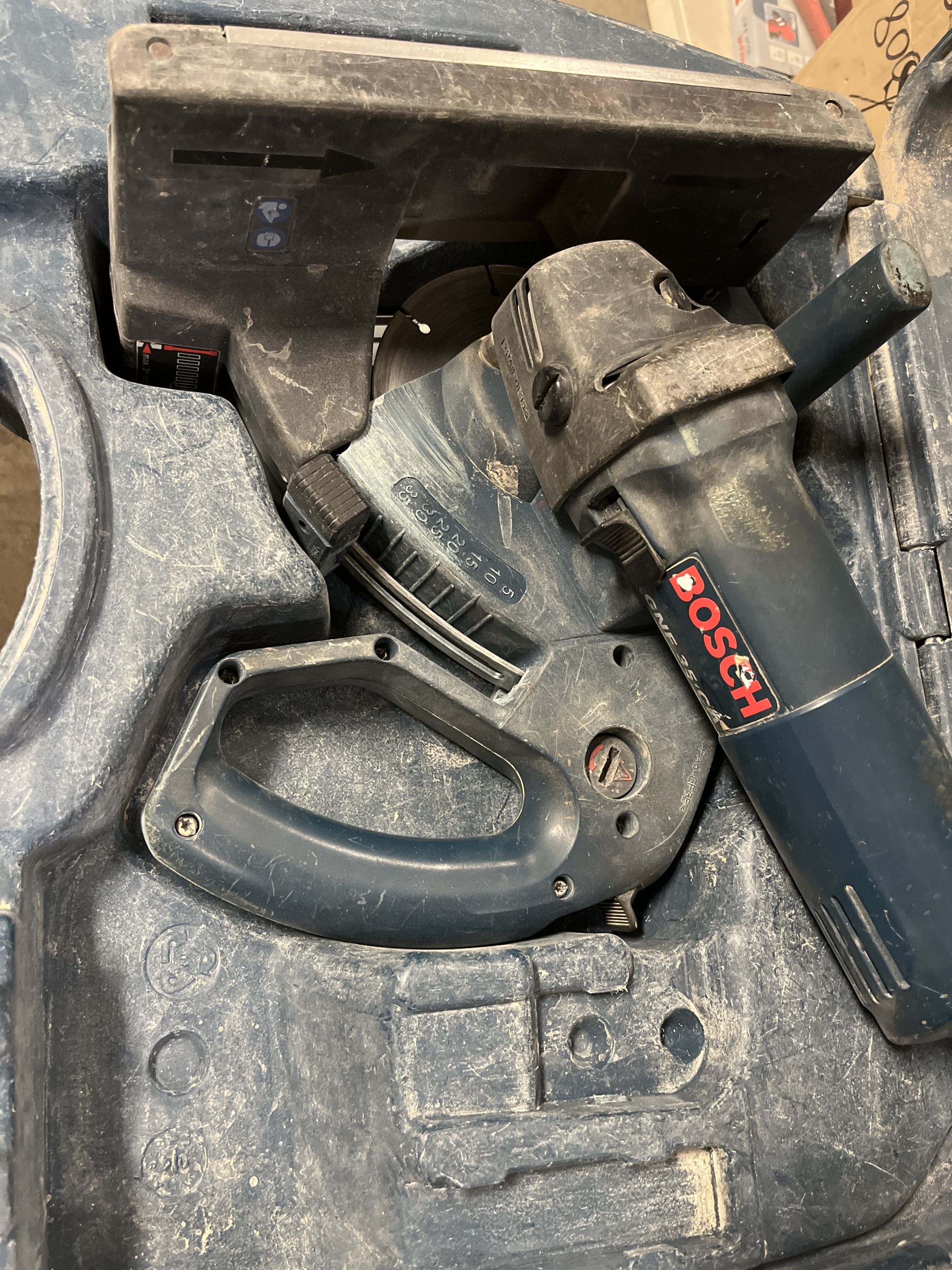 Bosch Falhoronymaró - 1045BER termék fő termékképe