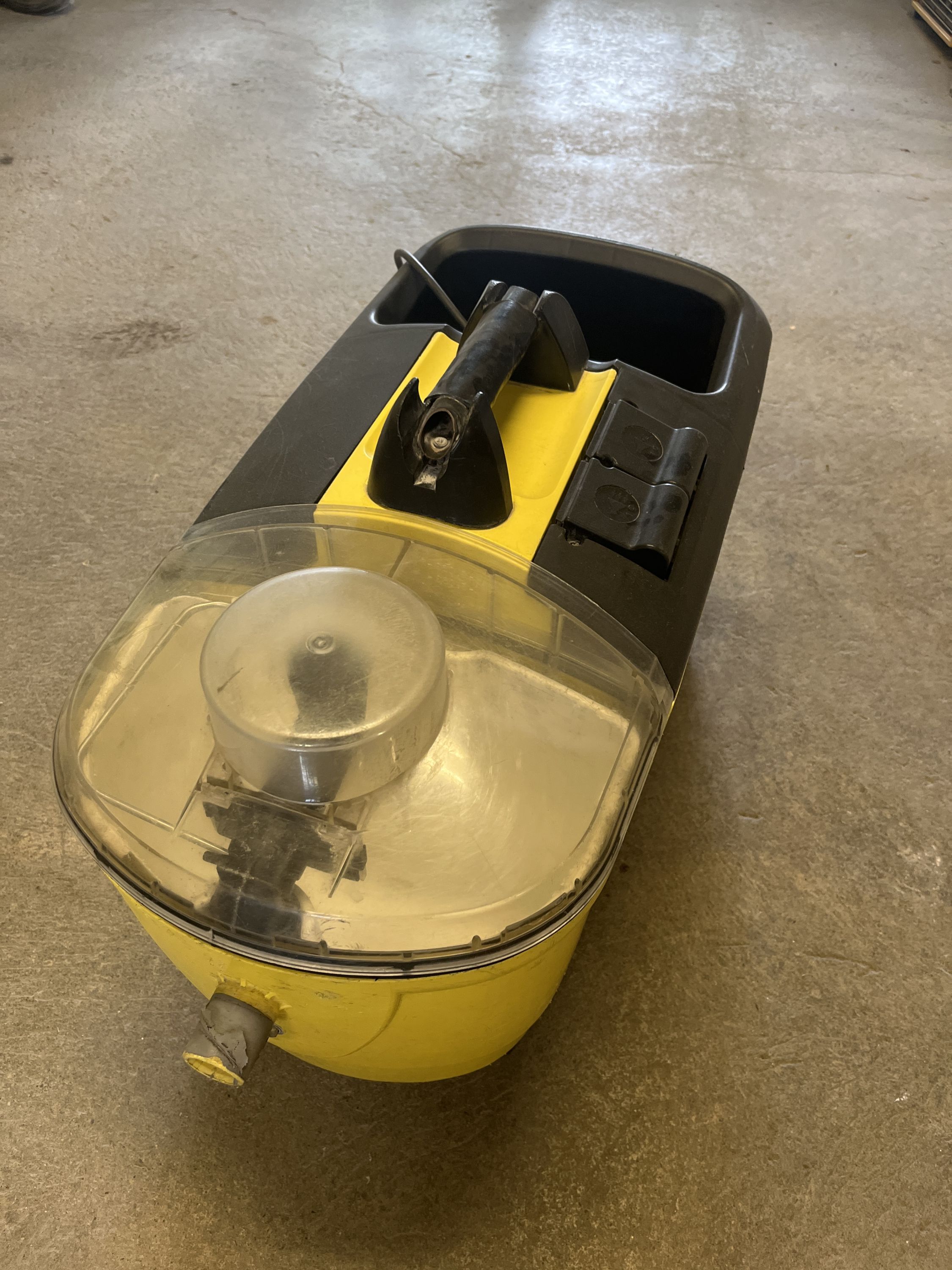 Karcher Kárpittisztító - 1065BER termék fő termékképe
