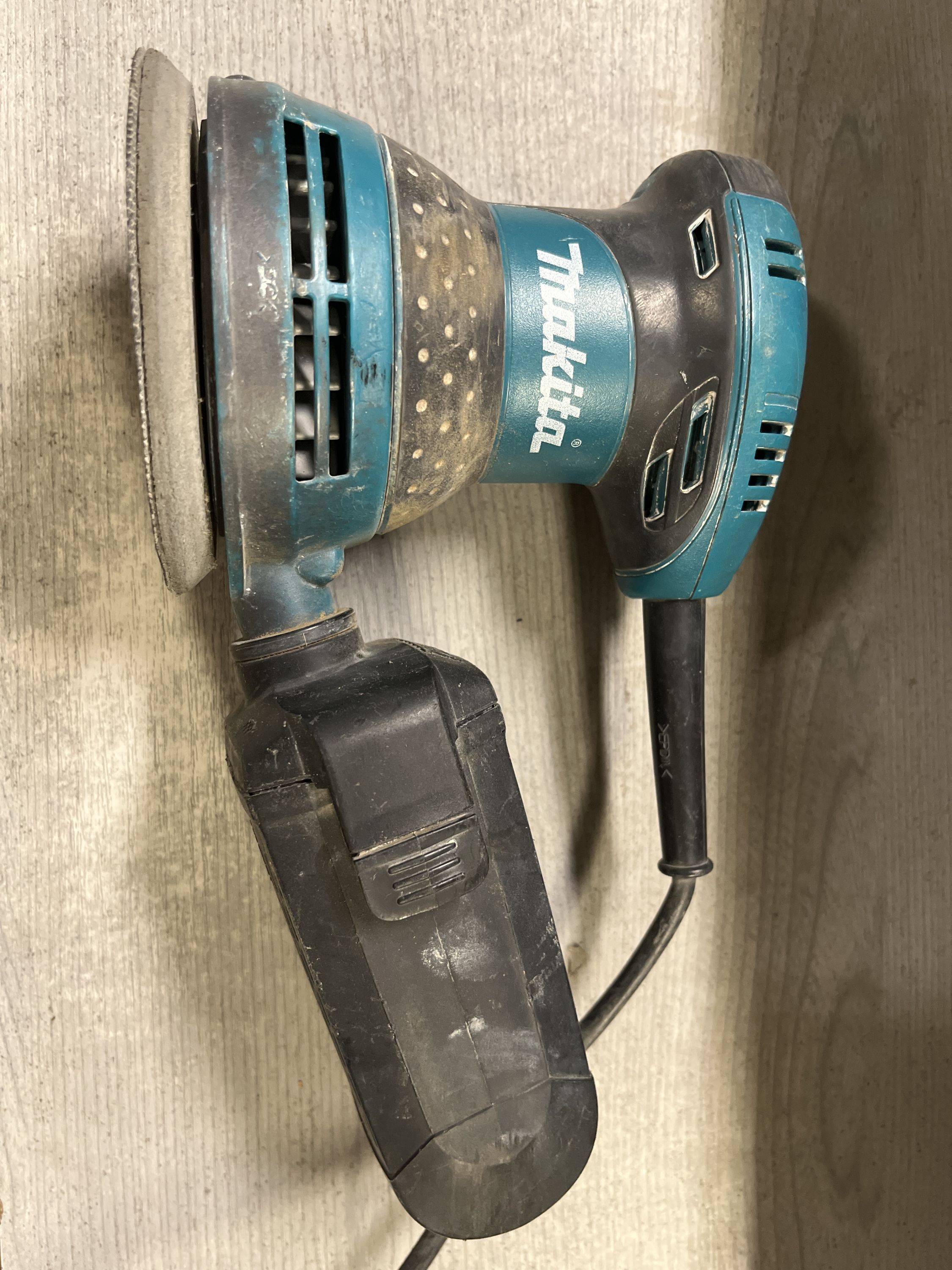 Makita BO5030 Excentercsiszoló - 1020BER termék fő termékképe