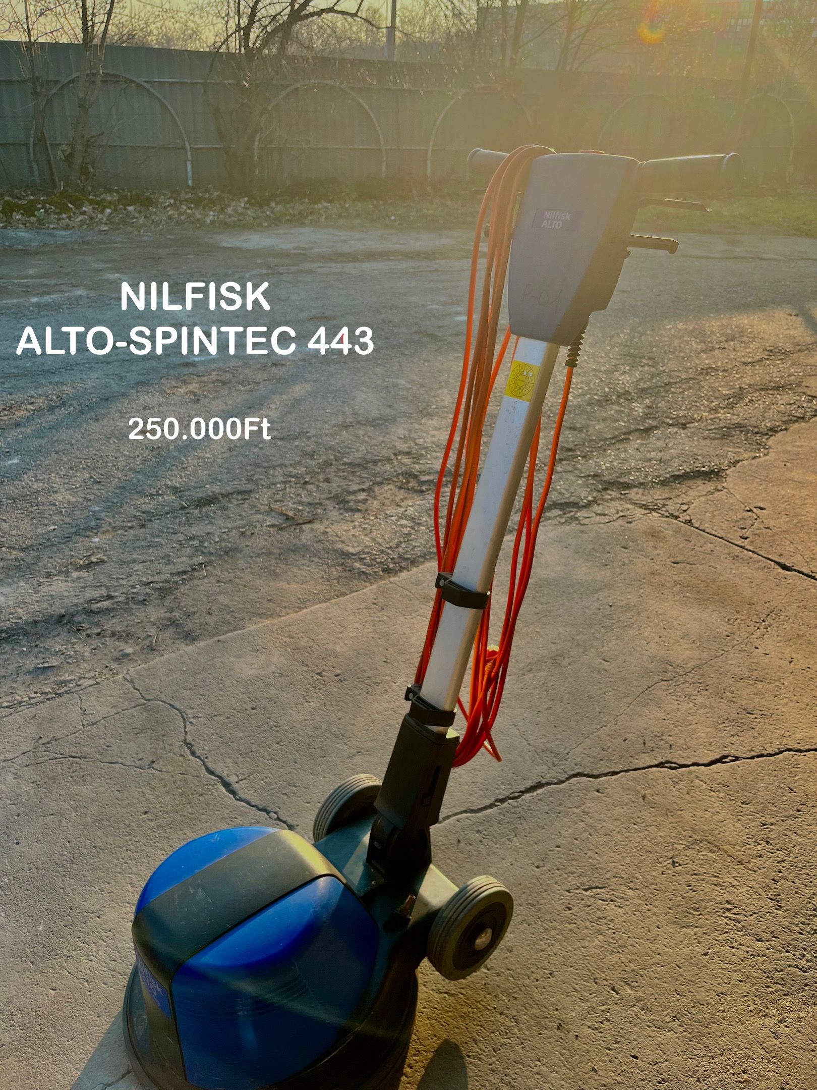 Nilfisk Használt Padlókefélő - spintec443 termék fő termékképe