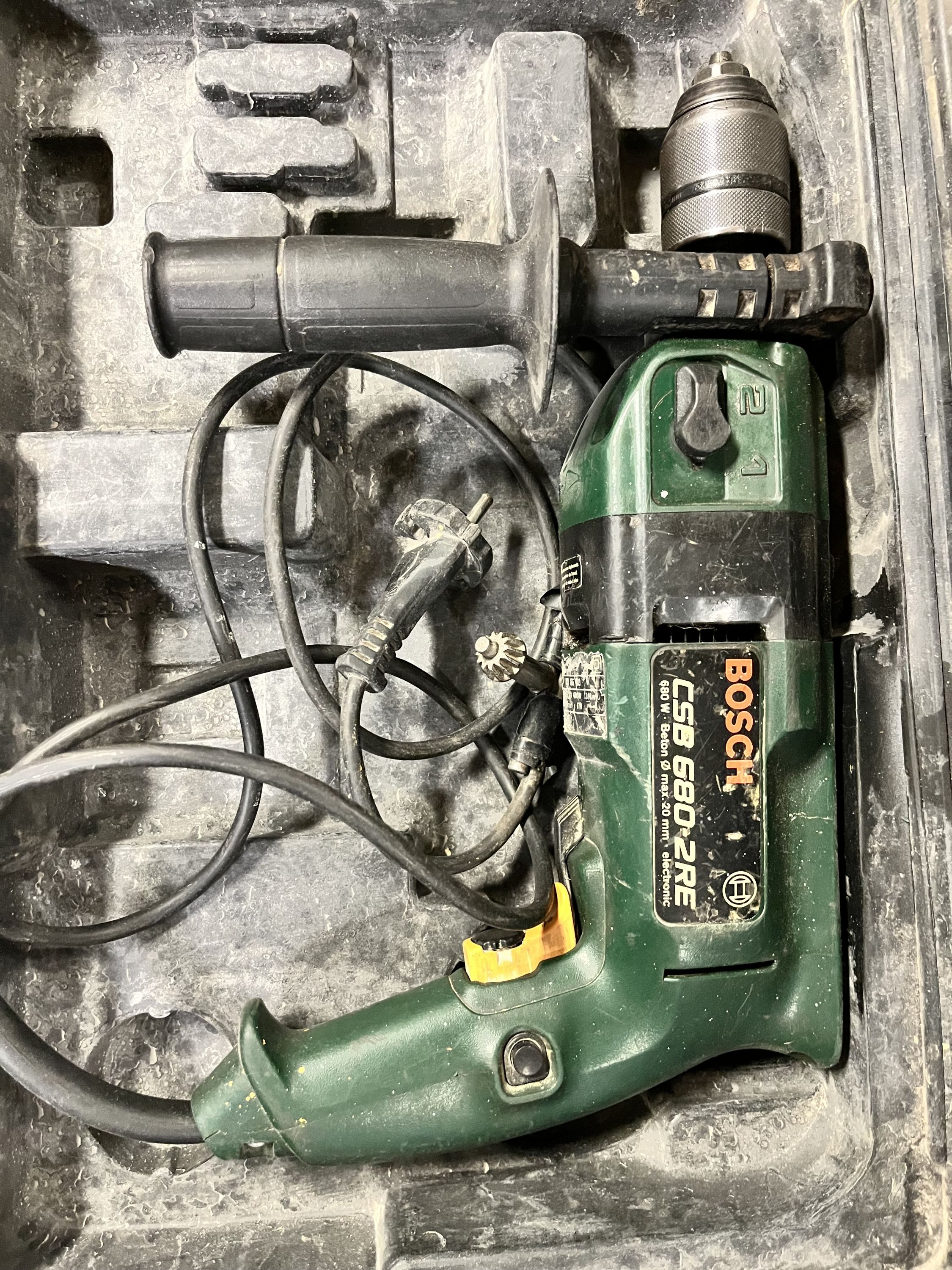 Bosch Ütvefúró CSB 680 - 1037BER termék fő termékképe